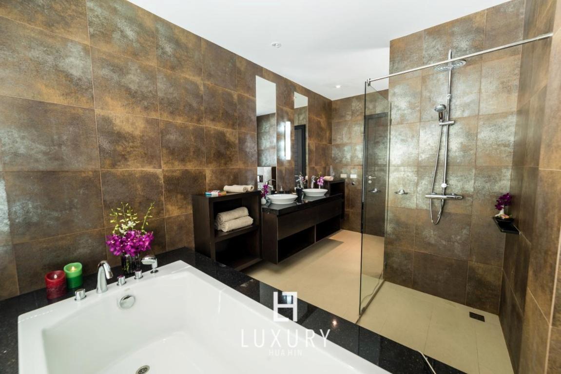 Pousada 5 Bedroom Amazing Pool In Ts1 Hua Hin