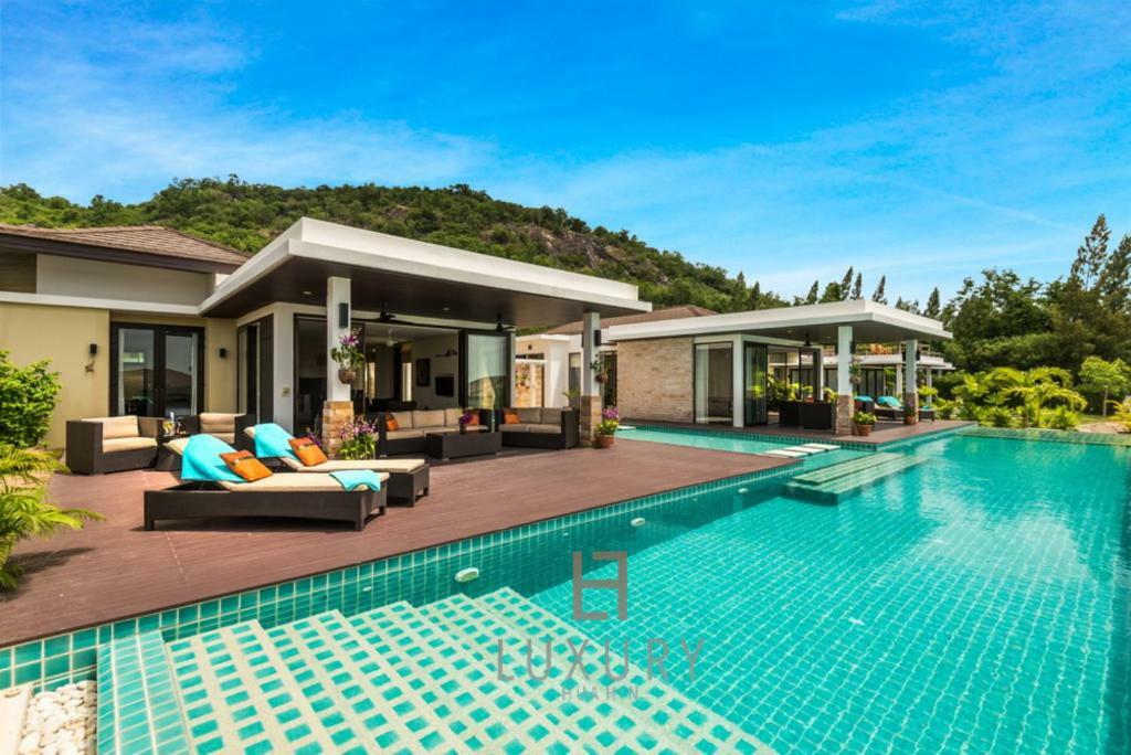 Pousada 5 Bedroom Amazing Pool In Ts1 Hua Hin